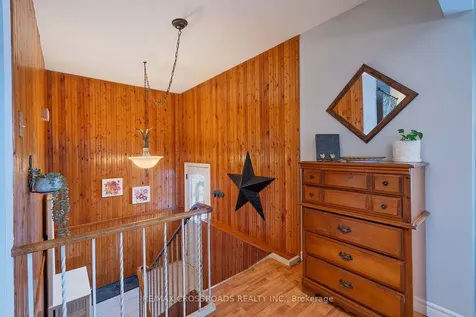 184 Collings Avenue Bradford West Gwillimbury ON L3Z 1N1