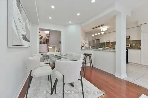 61 Milloy Place Aurora ON L4G 7L2