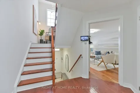 61 Milloy Place Aurora ON L4G 7L2