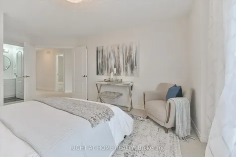 61 Milloy Place Aurora ON L4G 7L2