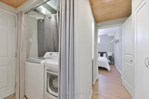 61 Milloy Place Aurora ON L4G 7L2