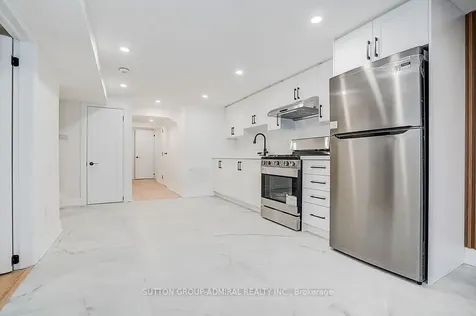 176 Cherrywood Drive Newmarket ON L3Y 2X8