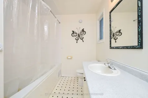 2 Trillium Trail Adjala-tosorontio ON L0M 1J0