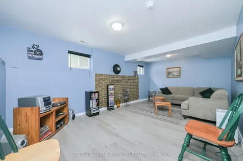 2 Trillium Trail Adjala-tosorontio ON L0M 1J0