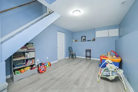 2 Trillium Trail Adjala-tosorontio ON L0M 1J0