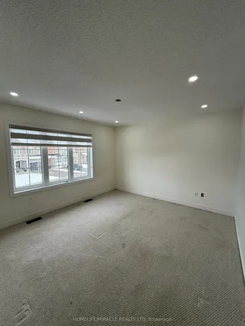 277 Gibson Circle Bradford West Gwillimbury ON L3Z 0X2