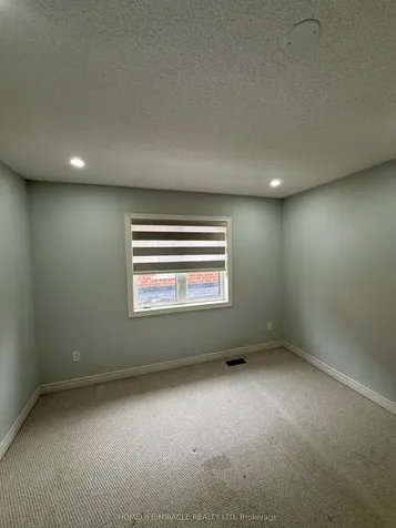 277 Gibson Circle Bradford West Gwillimbury ON L3Z 0X2