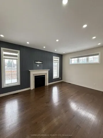 277 Gibson Circle Bradford West Gwillimbury ON L3Z 0X2