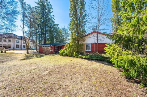100 Westwood Lane Richmond Hill ON L4C 6Y3