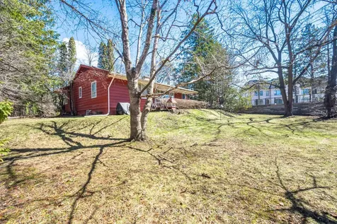 100 Westwood Lane Richmond Hill ON L4C 6Y3