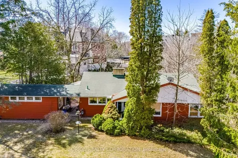 100 Westwood Lane Richmond Hill ON L4C 6Y3