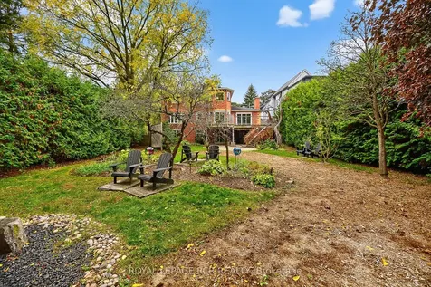 87 George Street Aurora ON L4G 2S3