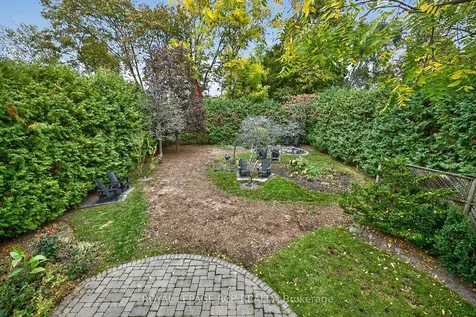 87 George Street Aurora ON L4G 2S3