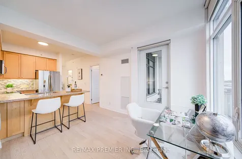 12 Woodstream Boulevard Vaughan ON L4L 8C3
