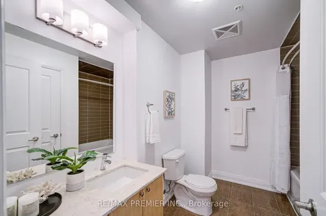 12 Woodstream Boulevard Vaughan ON L4L 8C3