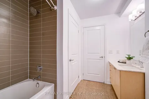 12 Woodstream Boulevard Vaughan ON L4L 8C3