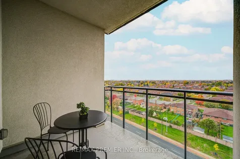 12 Woodstream Boulevard Vaughan ON L4L 8C3