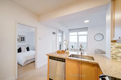 12 Woodstream Boulevard Vaughan ON L4L 8C3