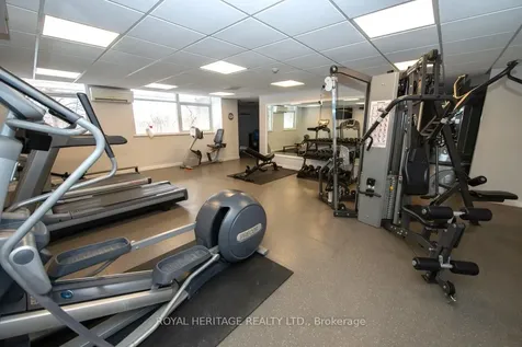 7811 Yonge Street Markham ON L3T 4S3