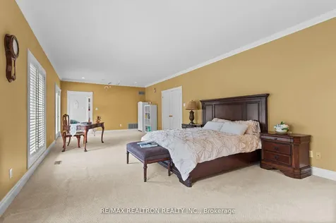 12 Moodie Drive Richmond Hill ON L4C 8C9