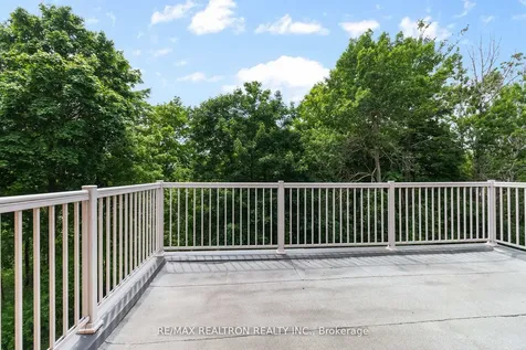 12 Moodie Drive Richmond Hill ON L4C 8C9