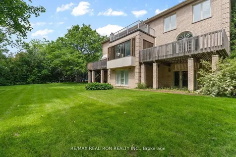 12 Moodie Drive Richmond Hill ON L4C 8C9