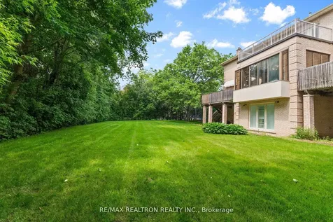 12 Moodie Drive Richmond Hill ON L4C 8C9