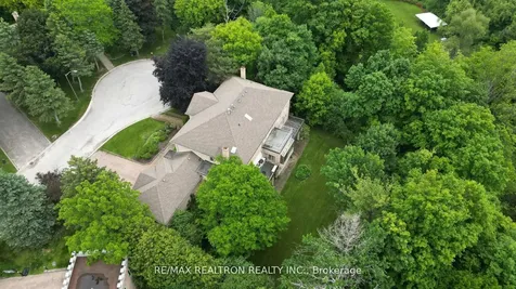 12 Moodie Drive Richmond Hill ON L4C 8C9