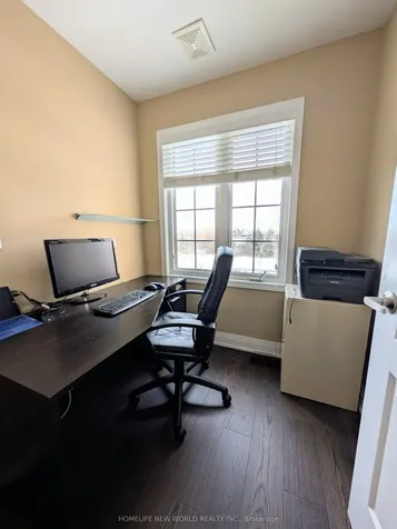 105 James Parrott Avenue Markham ON L6E 2B3