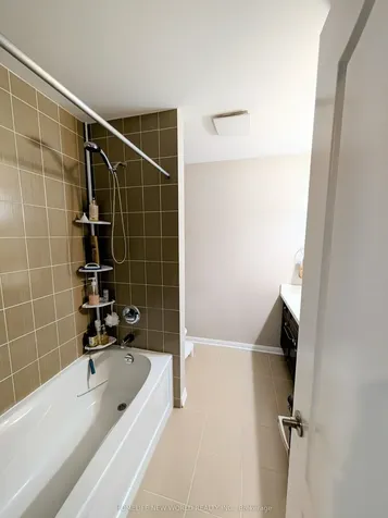 105 James Parrott Avenue Markham ON L6E 2B3