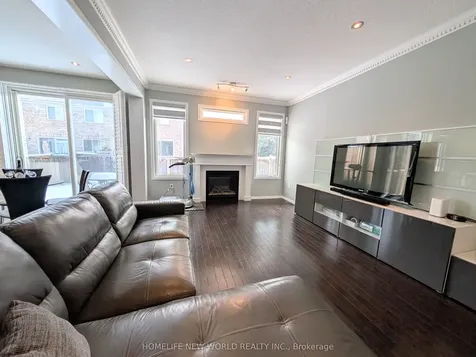 105 James Parrott Avenue Markham ON L6E 2B3