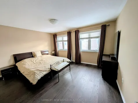 105 James Parrott Avenue Markham ON L6E 2B3