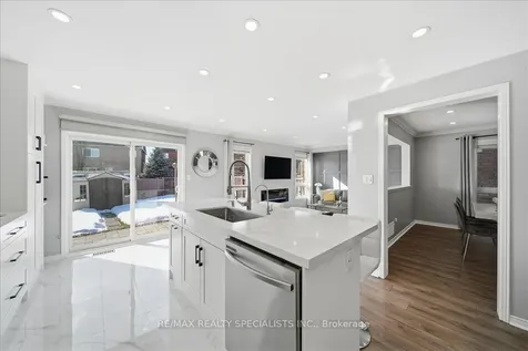 139 Webb Street Bradford West Gwillimbury ON L3Z 0R1