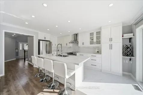 139 Webb Street Bradford West Gwillimbury ON L3Z 0R1