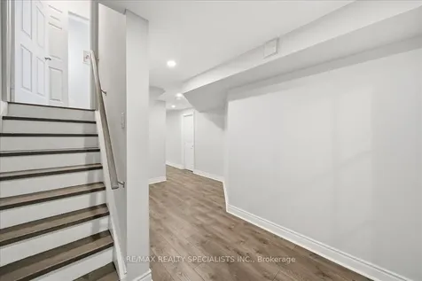 139 Webb Street Bradford West Gwillimbury ON L3Z 0R1