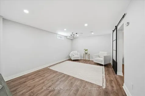 139 Webb Street Bradford West Gwillimbury ON L3Z 0R1