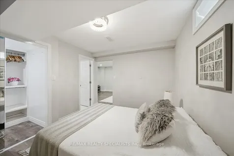 139 Webb Street Bradford West Gwillimbury ON L3Z 0R1