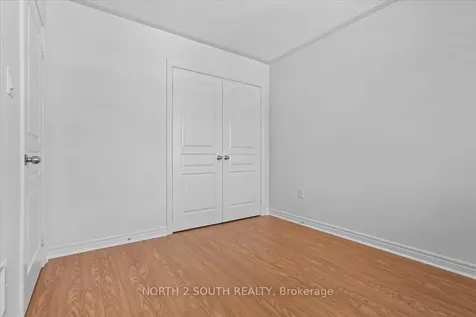 17 Gower Drive Aurora ON L4G 0V9