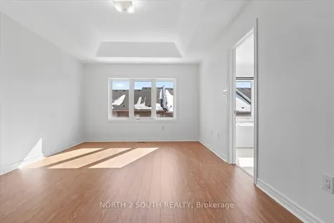 17 Gower Drive Aurora ON L4G 0V9