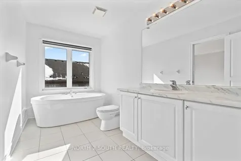 17 Gower Drive Aurora ON L4G 0V9