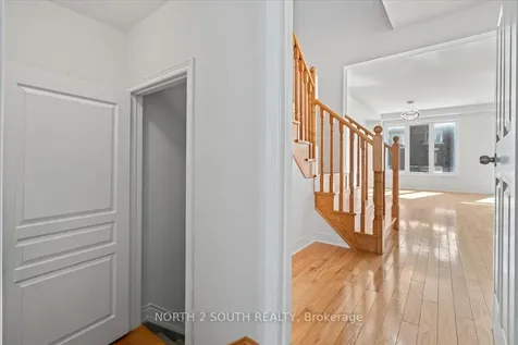 17 Gower Drive Aurora ON L4G 0V9