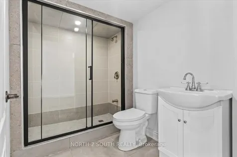 17 Gower Drive Aurora ON L4G 0V9