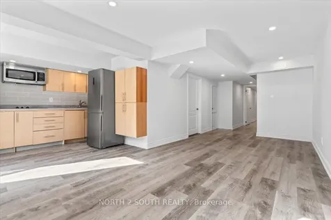 17 Gower Drive Aurora ON L4G 0V9