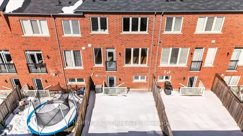 17 Gower Drive Aurora ON L4G 0V9