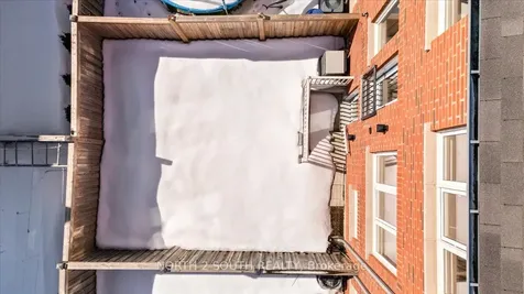 17 Gower Drive Aurora ON L4G 0V9