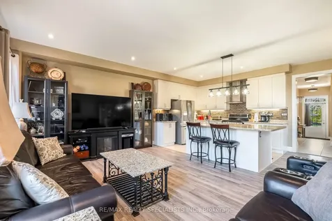 90 Martin Trail New Tecumseth ON L0G 1W0