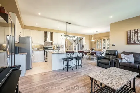 90 Martin Trail New Tecumseth ON L0G 1W0