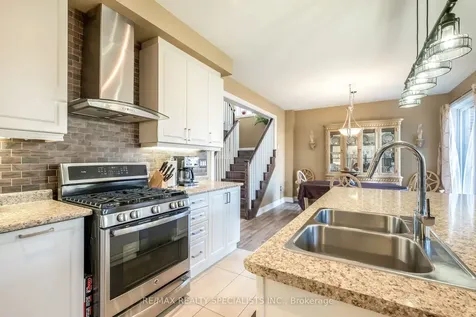 90 Martin Trail New Tecumseth ON L0G 1W0