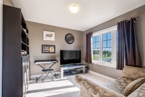 90 Martin Trail New Tecumseth ON L0G 1W0