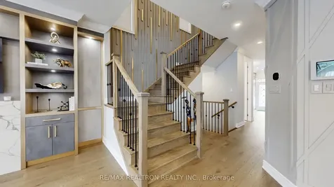 94 Mac Campbell Way Bradford West Gwillimbury ON L3Z 4M6